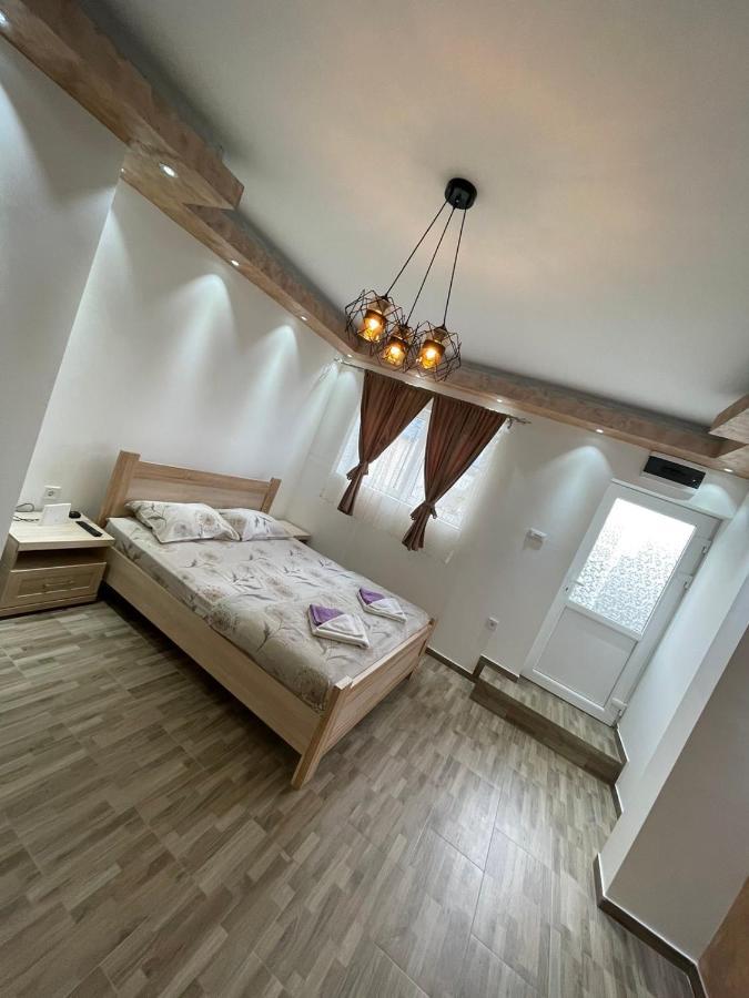 Studio Apartment Lalovic 자블야크 외부 사진